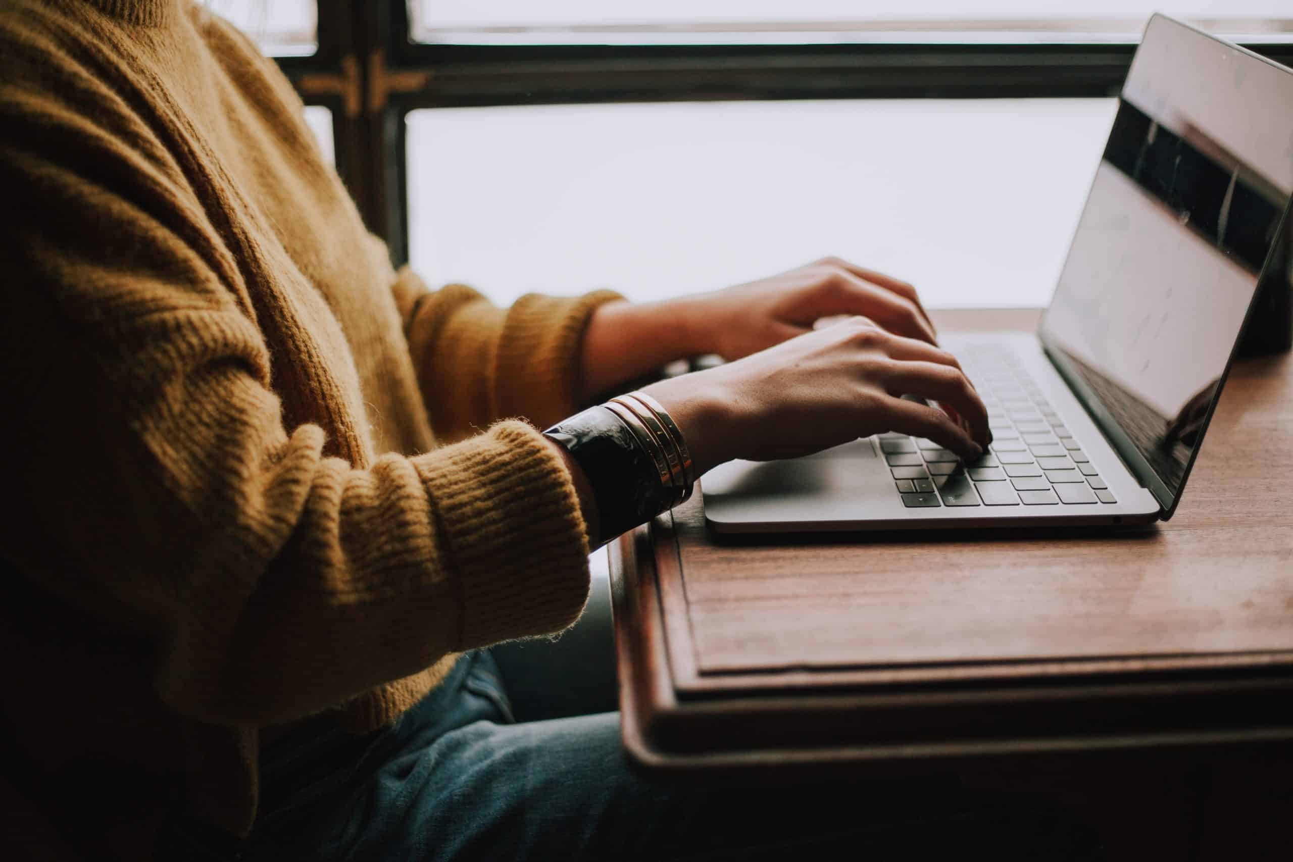 christin-hume-mfB1B1s4sMc-unsplash